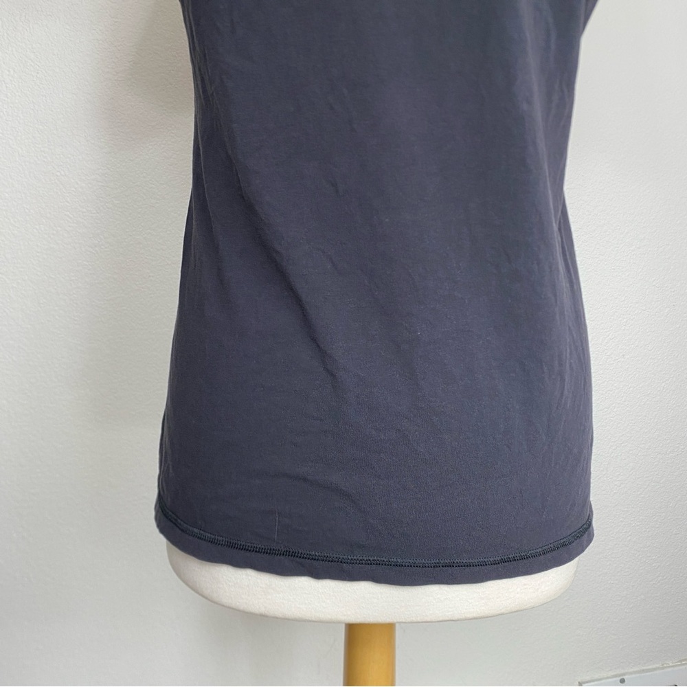 Lululemon Women's Black Crew Soft Stretch T-Shirt Size 8 Workout Athleisure Gym - Picture 8 of 15